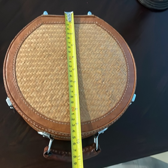 Round Woven Handbag with Leather Accents - Picture 8 of 9